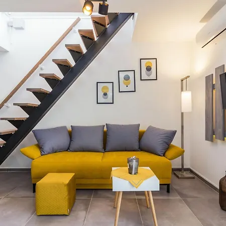 Apartment Penthouse Sax *