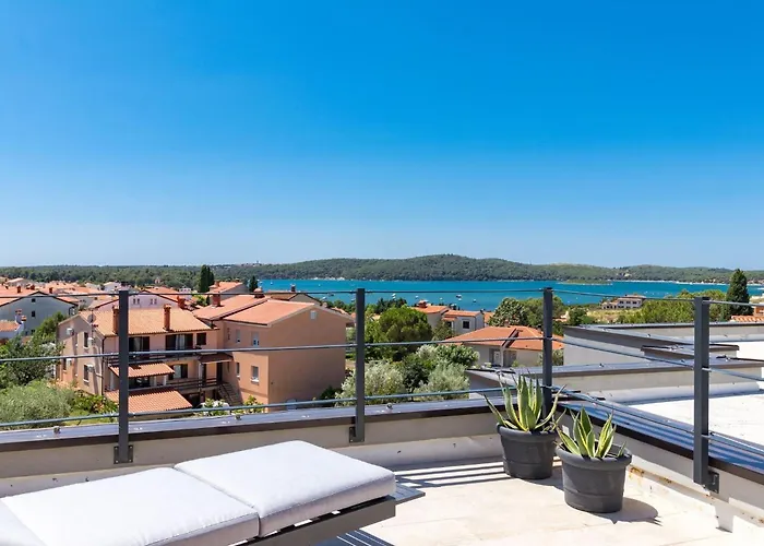 Penthouse Sax Medulin